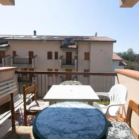 N34 - Numana, Ampio Trilocale Con Terrazzo Нумана